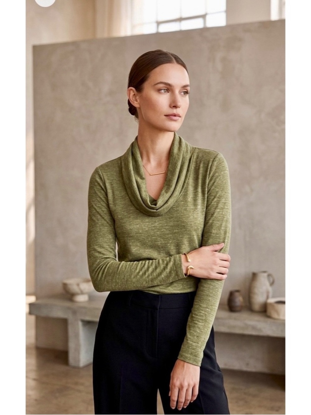 GAP Olive Green Cowl Neck Lightweight Sweater Size Medium